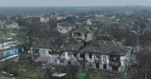 Один із зруйнованих населених пунктів на Бериславщині Херсонської області. Фото: МОСТ