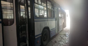 пошкоджений тролейбус