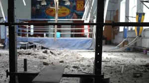 Спортшкола у Херсоні після влучання російського снаряда