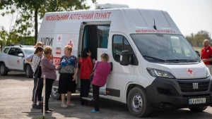мобільний аптечний пункт, люди