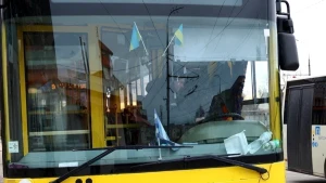 Громадський транспорт у Херсоні. Скриншот із відео Олександра Андрющенка\"Вгору"
