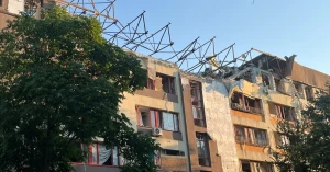 будинок