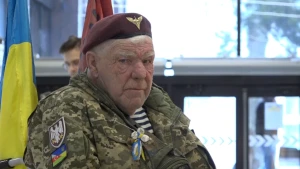 чоловік, волонтер