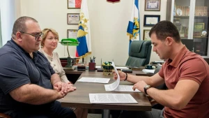Ігор Коробко, Наталія Леонтьєва та Артем Лагойський 