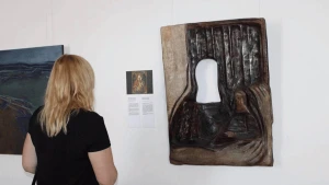 Фото зі сторінки Херсонського художнього музею. Виставка «ХЕРСОН: НЕ/вкрадене» у Вінницькому обласному художньому музеї.