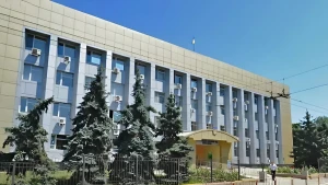 суд
