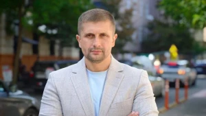 Сергій Козир під час обговорення підготовки до можливого виїзду жителів Херсона
