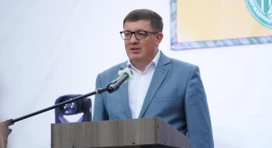 чоловік, народний депутат