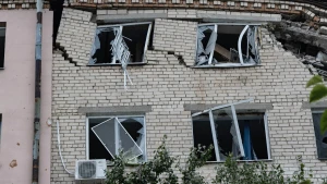 Наслідки атаки військ РФ по Корабельному району Херсона 17 жовтня 2026 року