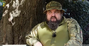 військовий, чол