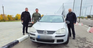 люди, автомобіль, дорога