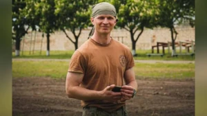 чоловік, військовий