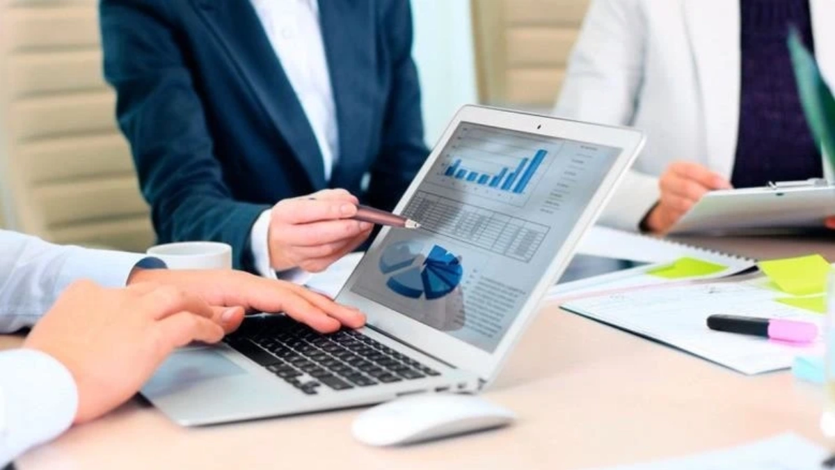 Експертна допомога замовникам і постачальникам