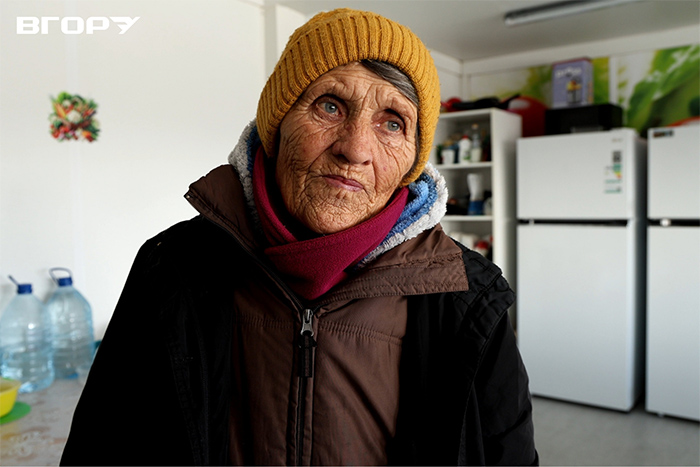 Людмила, мешканка села Ромашково. Фото Олександра Андрющенка  / “Вгору”