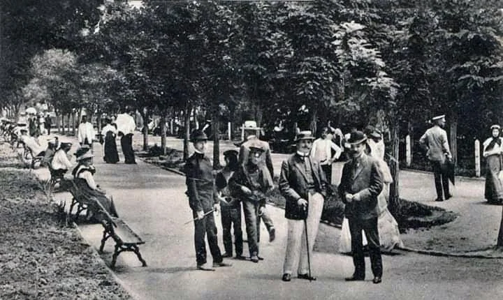 Гімназичний бульвар у Херсоні на початку 20 століття