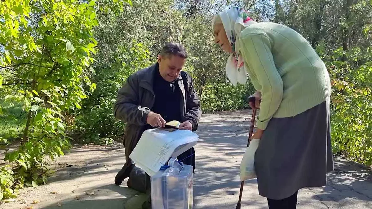 Оформлення виборця "на колінках"