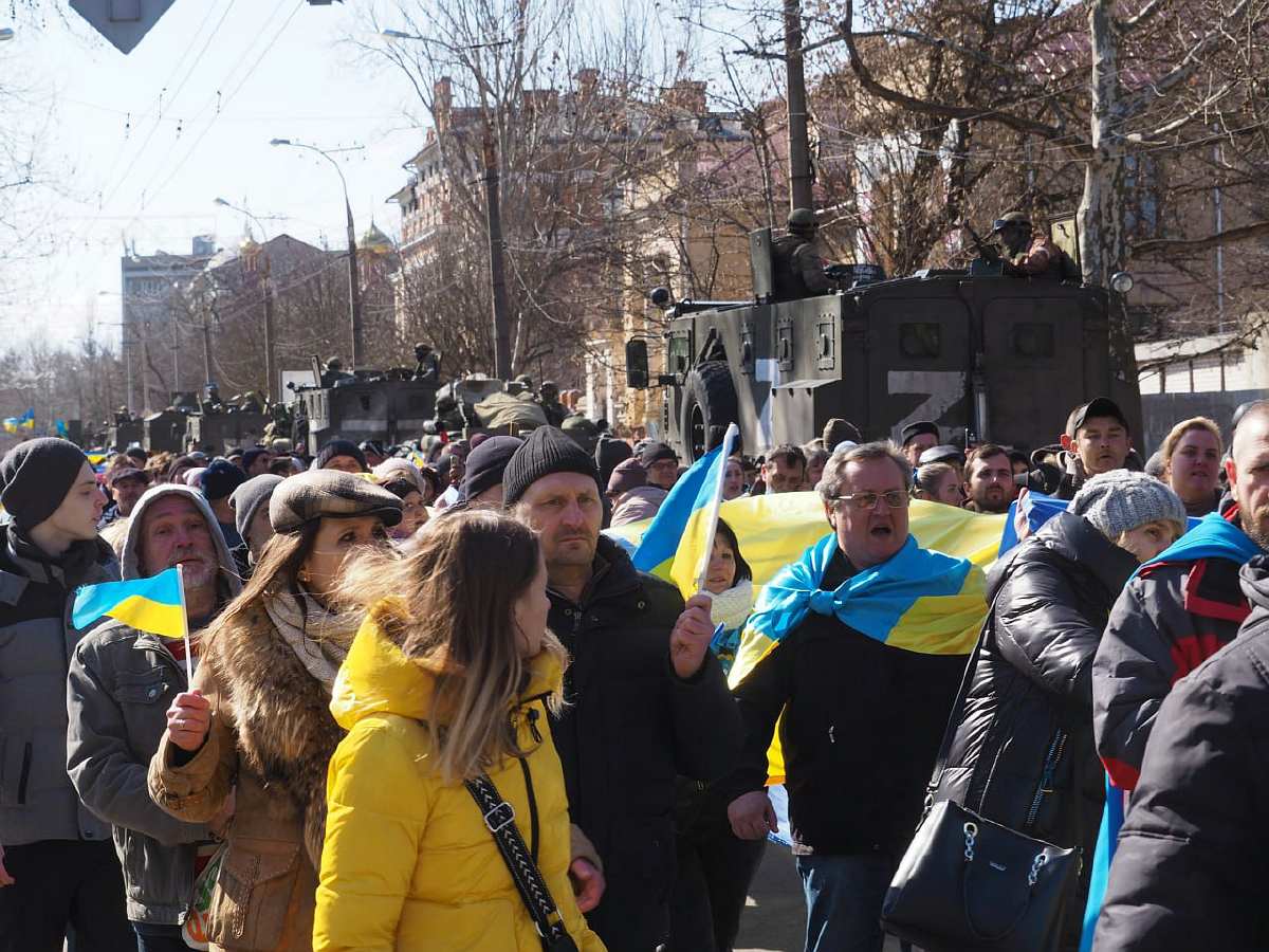 Херсонці на мітингу. 2022