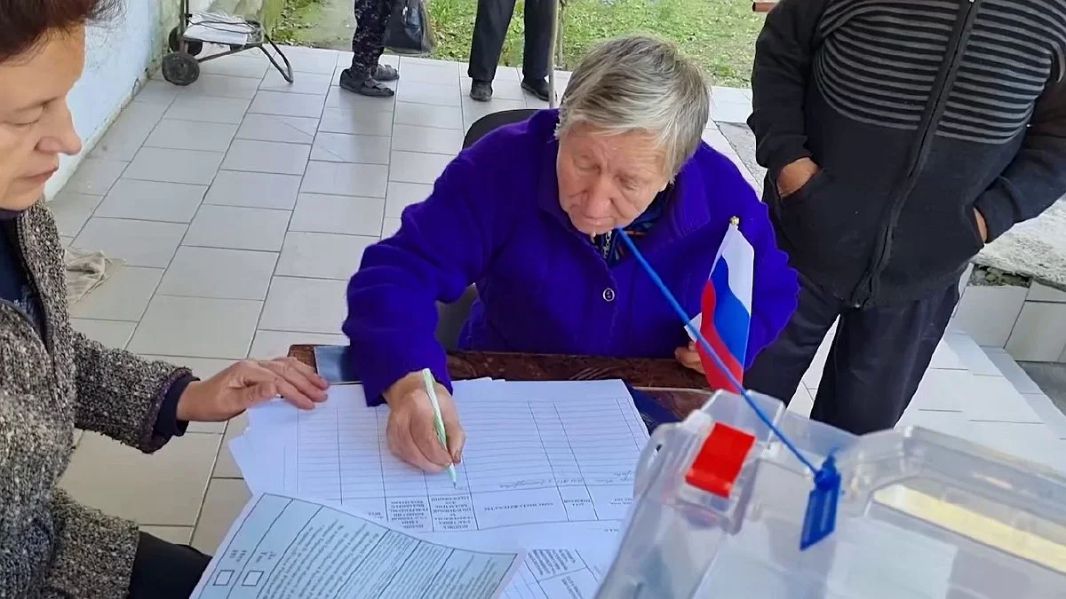 Заповненя виборчих списків під час голосування