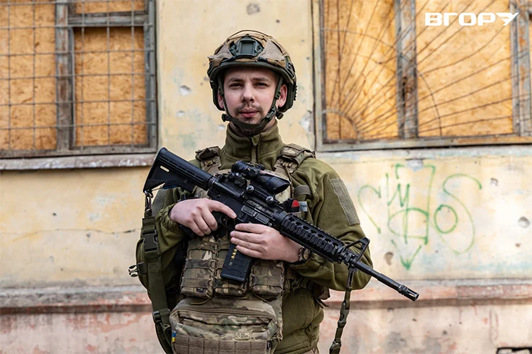 Речник 34 бригади морської піхоти Сергій. Фото Олександра Андрющенка  / “Вгору”