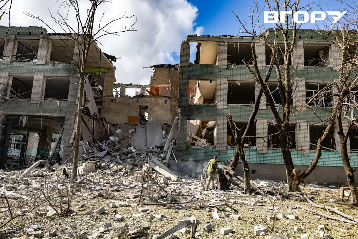 Школа в Херсоні, по якій вдарили з авіації російські військові