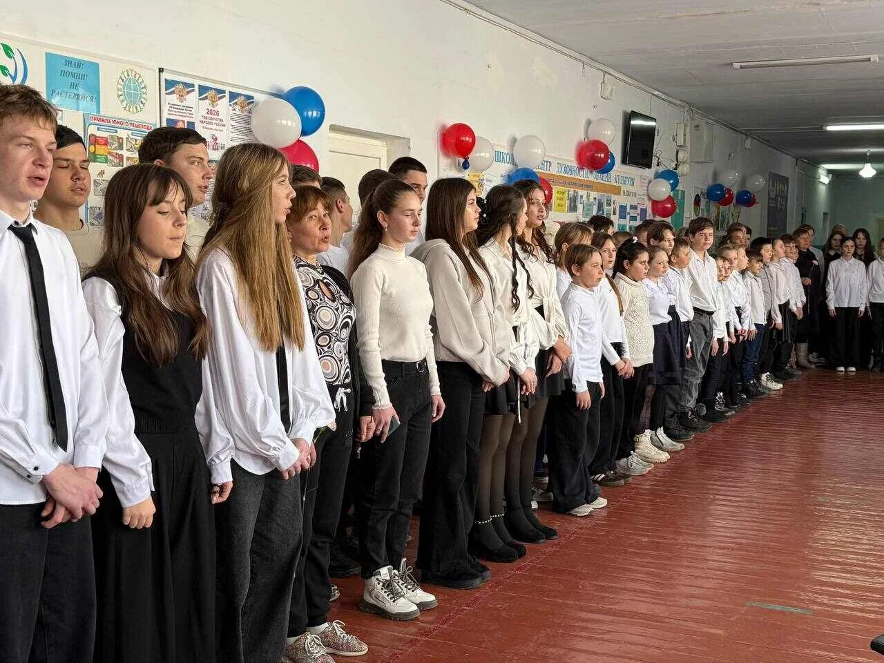 Школярі на тимчасово окупованій території Херсонщини. Фото: окупаційні ЗМІ