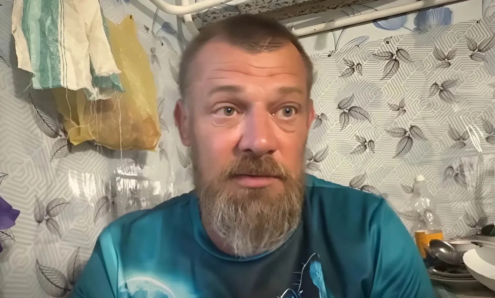 Вчитель біології Володмир з Олешок, який зміг виїхав з окупації