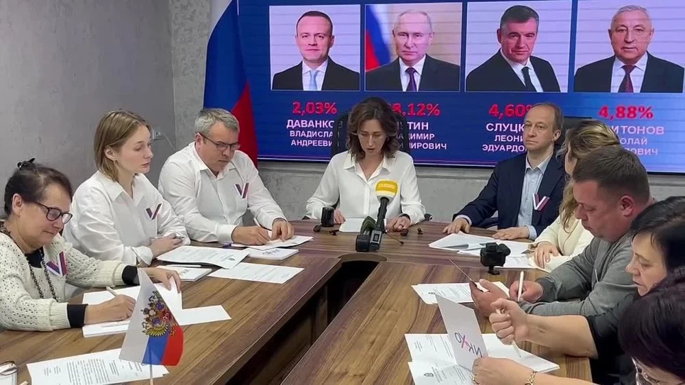 Валерія Веремйова під час так званих виборів Путіна на окупованій Херсонщині