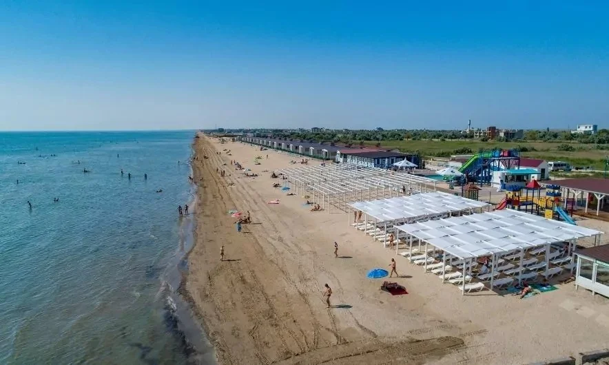 Відпочинок на Арабатській стрілці на узбережжі Азовського моря до повномасштабного вторгнення