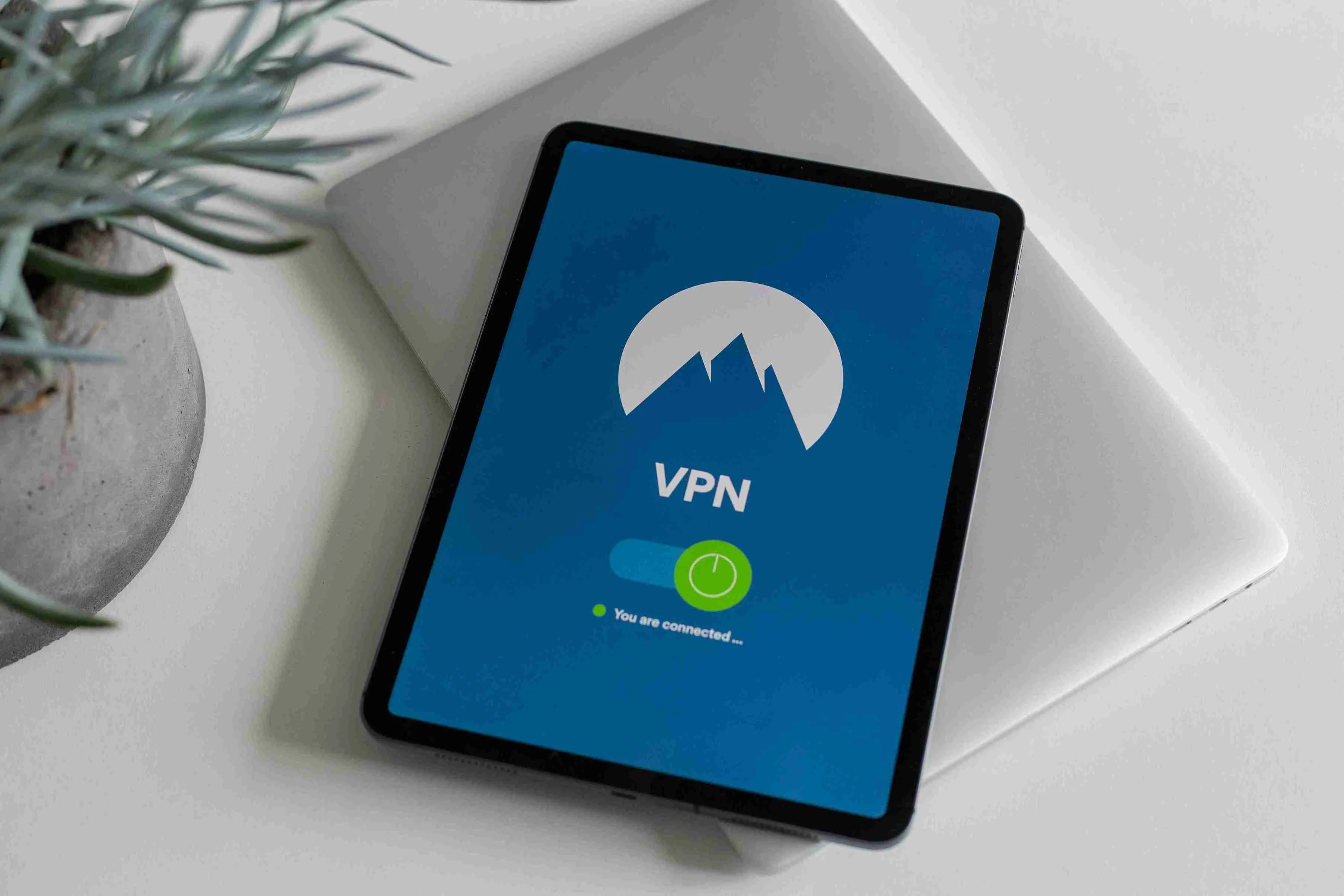 Використання VPN для безпеки в мережі
