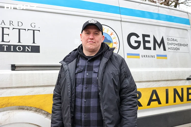 Євген Пятак, координатор Херсонського напрямку благодійної організації Global Empowerment Mission Ukraine. Фото Олени Гнітецької/”Вгору”