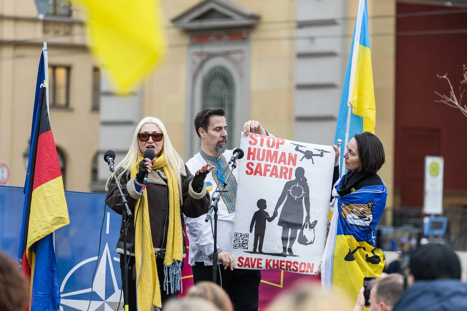 Заріна Забріскі на демонстрації Rally 2026 в рамках Мюнхенської безпекової конференції