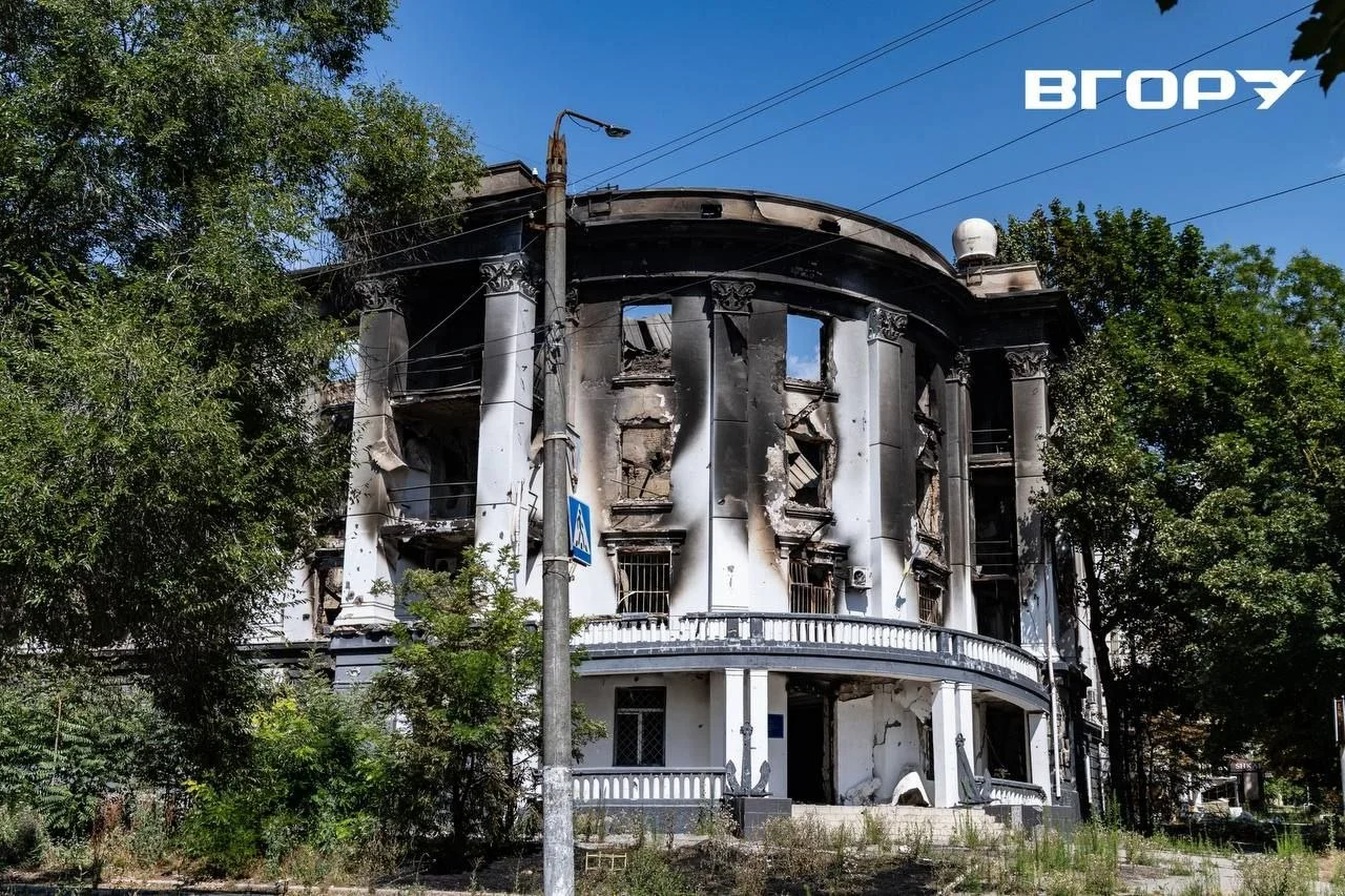 Зруйнована будівля Херсонської державної морської академії