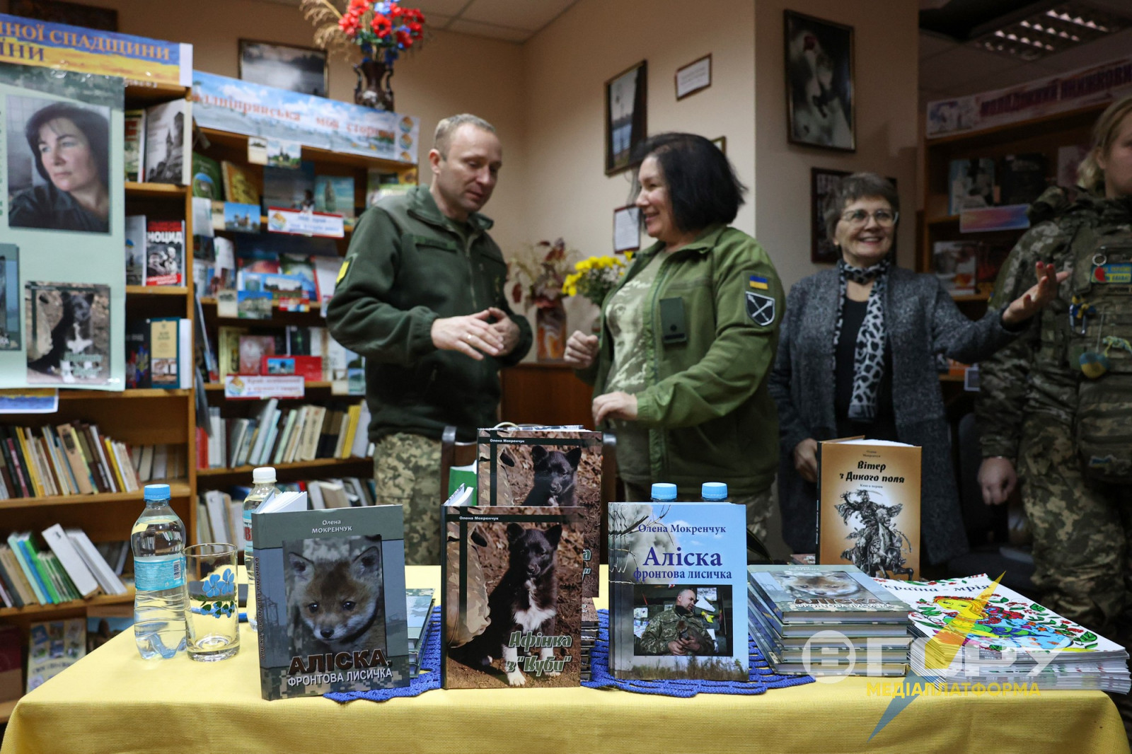 Військови письменниці презентували в Херсоні свої нові книги